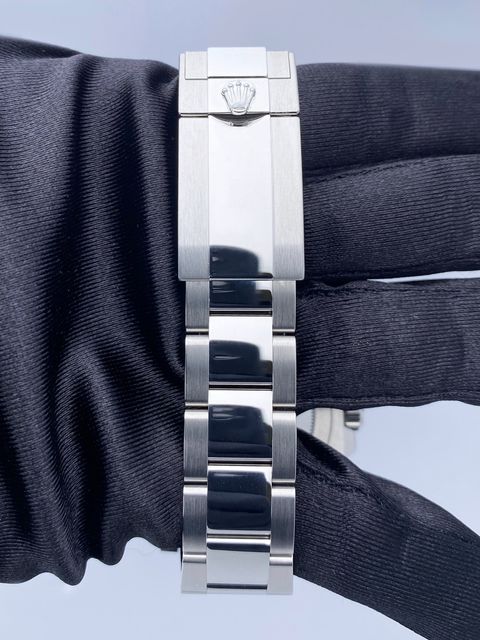 Rolex GMT Master II 126710 BLRO Image 6